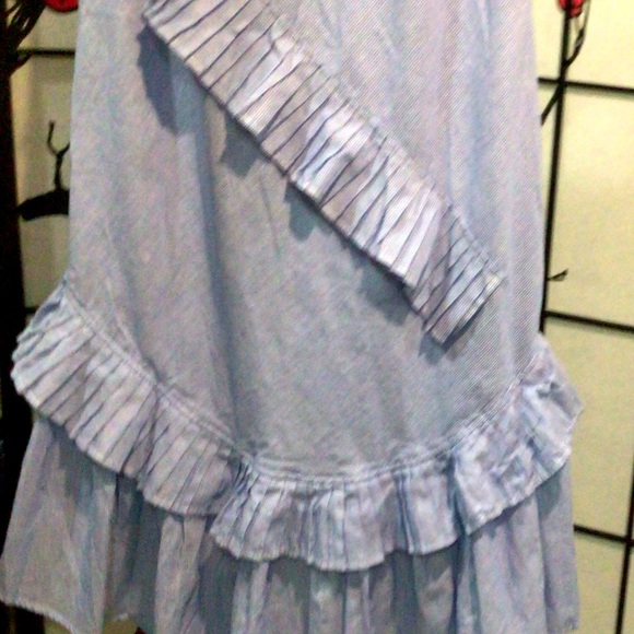 Double ruffle, hi-lo skirt with side zipper. New in original packaging  blue - Picture 2 of 5